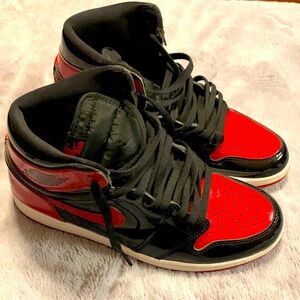 AIR JORDAN 1 Retro High OG Patent